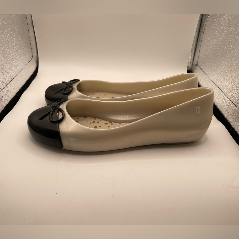 Mini Melissa Two-Tone Cream and Black Ballet Flats